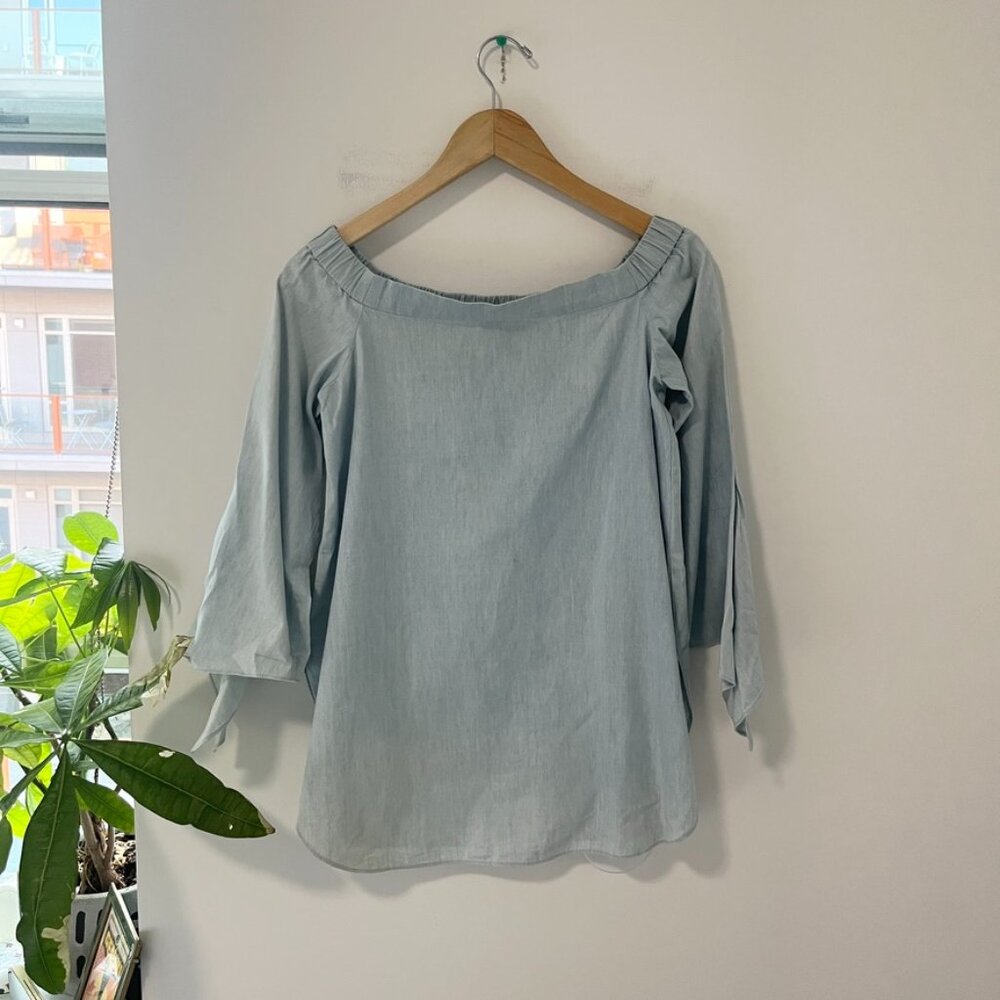 Tibi Blue Denim Off the Shoulder Bell Sleeve Blouse Size 0